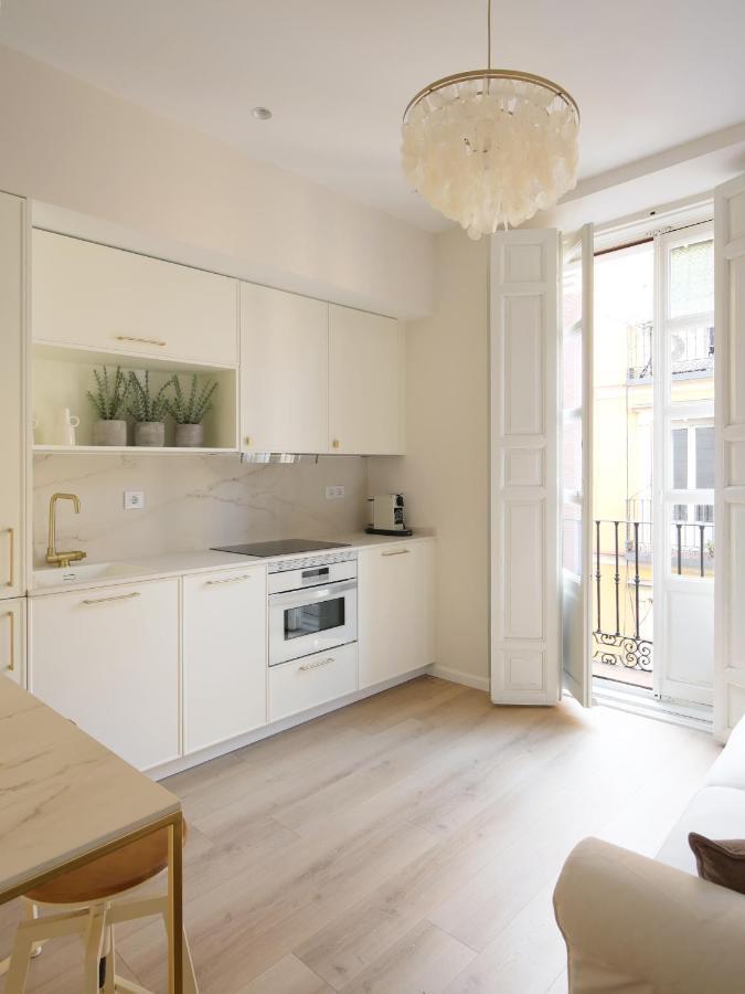 Staylish Studio Apartment In Malasana Madrid Exteriör bild